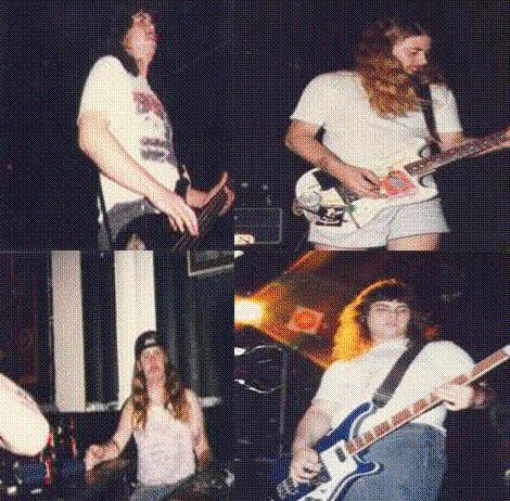 http://www.metal-archives.com/images/1/2/2/6/122688_photo.jpg