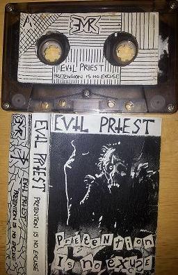 http://www.metal-archives.com/images/2/1/1/1/211192.jpg?4650