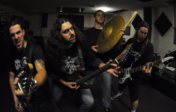 http://www.metal-archives.com/images/3/1/2/5/31257_photo.jpg