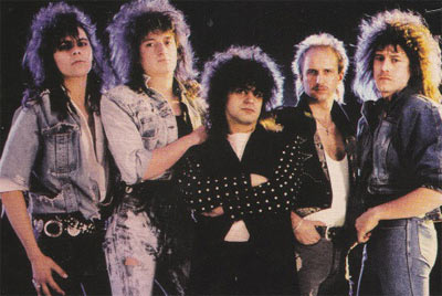 http://www.metal-archives.com/images/3/5/4/0/3540354745_photo.jpg?5255