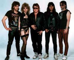 http://www.metal-archives.com/images/3/5/6/2/35620_photo.jpeg