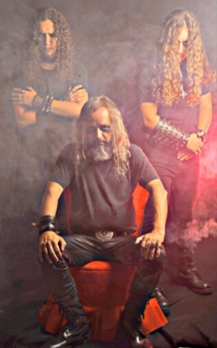 Sagrado Inferno members (Click to see larger picture) Sagrado Inferno members (Click to see larger picture)