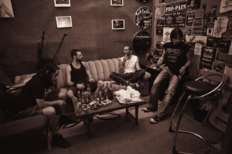 Blasted - Photo