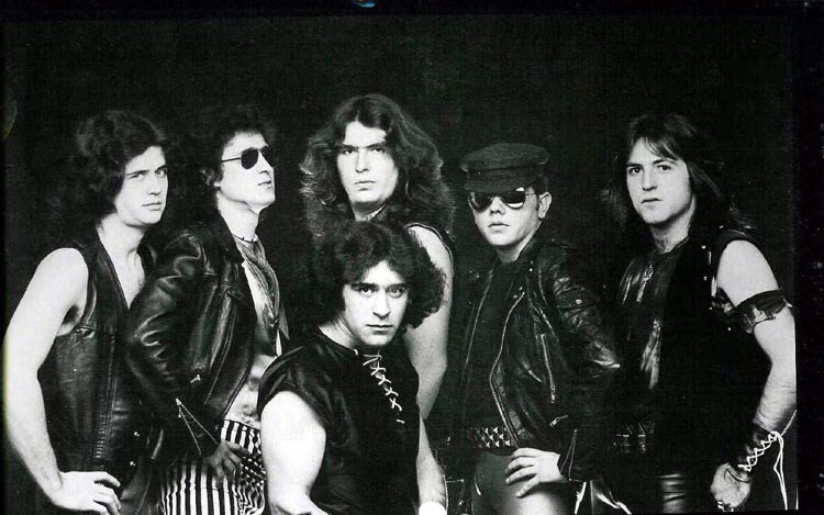 https://www.metal-archives.com/images/1/7/0/5/17052_photo.jpg