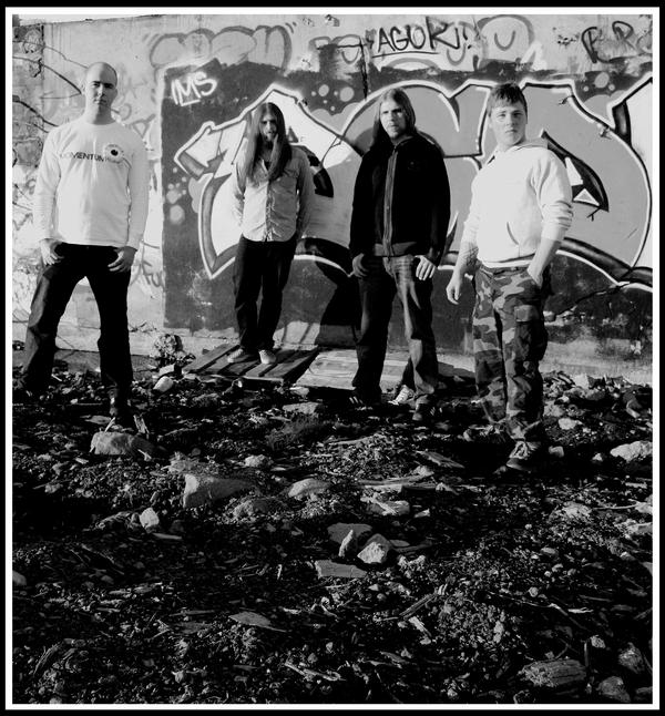 Momentum - Photo