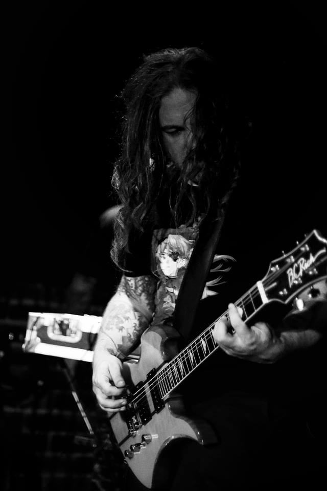 Sean Hinds