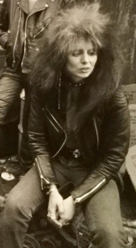 Cheri Blade