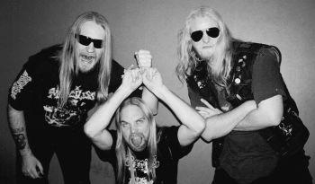 Deceiver - Photo