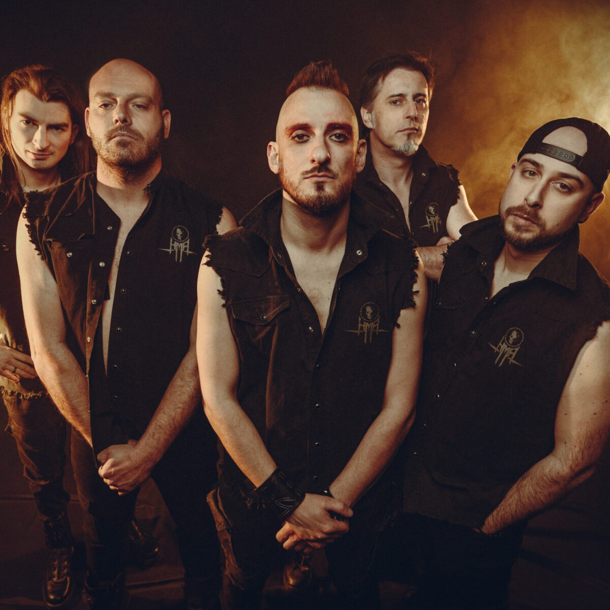 Hellmetall - Photo