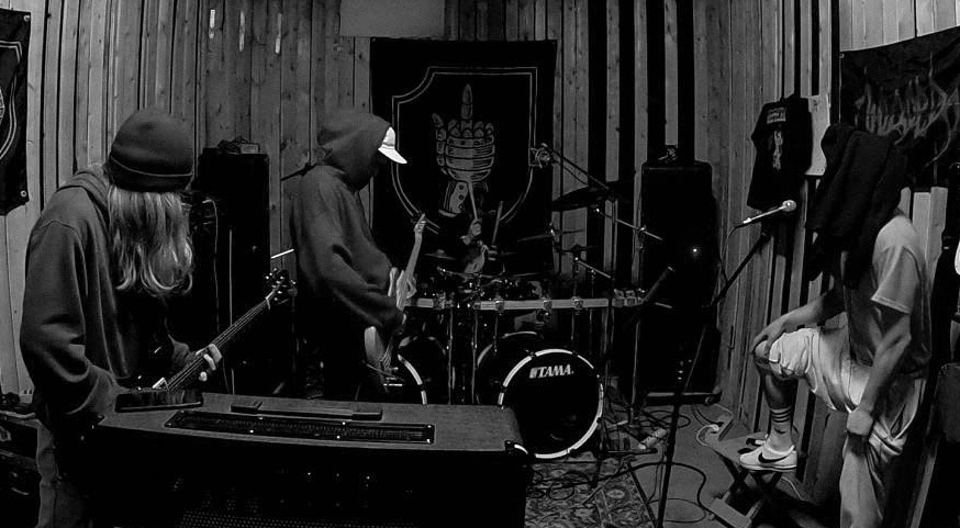 Людоед - Encyclopaedia Metallum: The Metal Archives