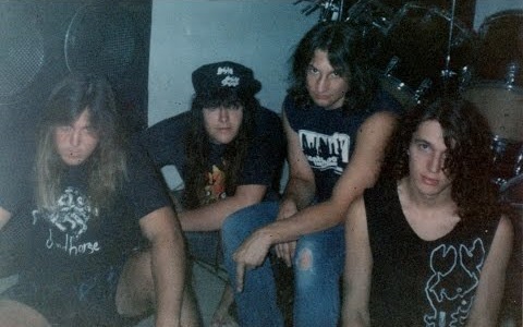 Pendulum - Photo
