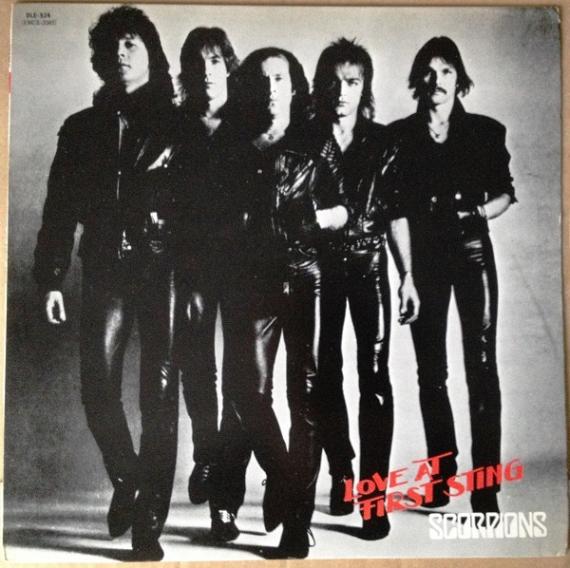 First sting. Скорпионс 1984. Scorpions 1984 album. Scorpions альбом 1984. Группа скорпионс 1984.