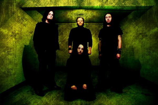 Lowdown - Photo
