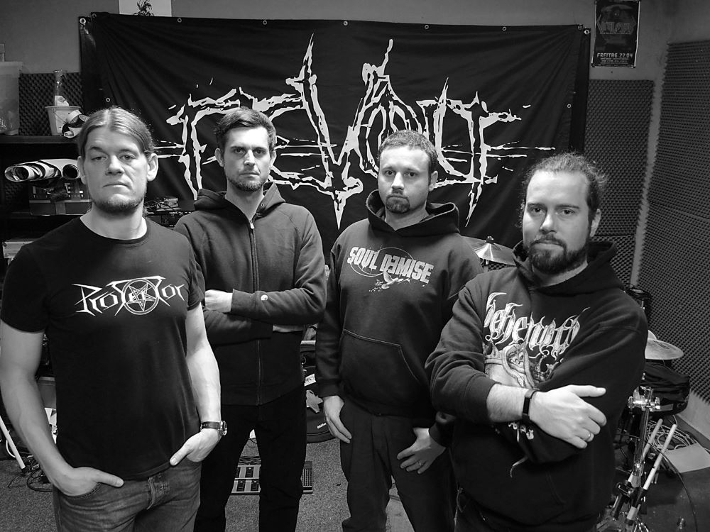 Revolt - Photo