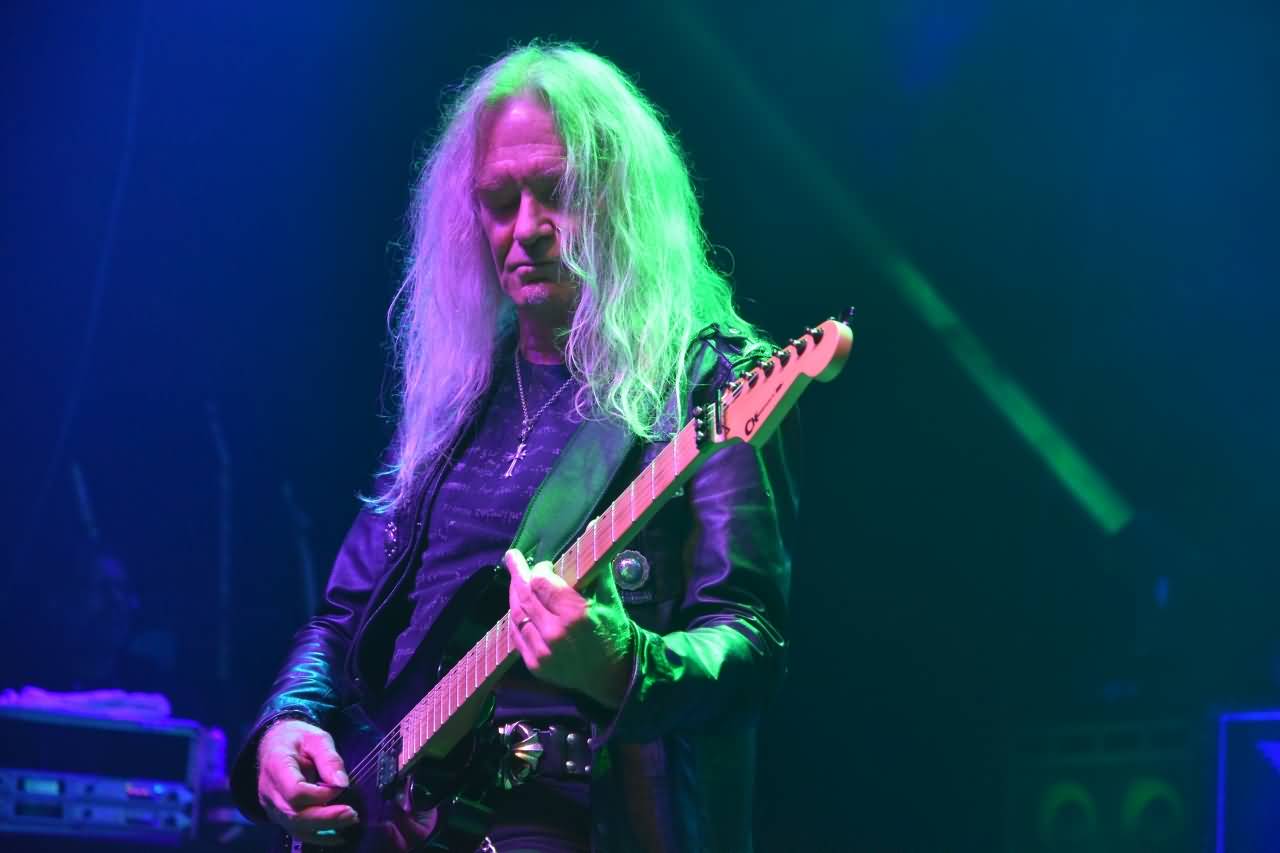 Doug Scarratt