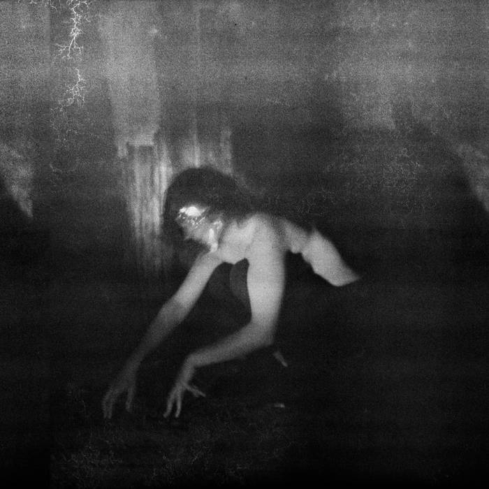 Demande à la Poussière - Quiétude hostile